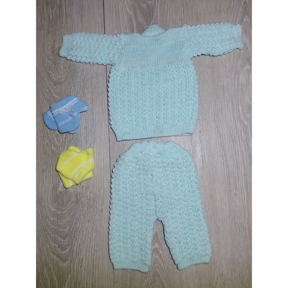 Baby Crochet 0-3months Outfit & 2 Sets Crochet Mittens-Bundle - Picture 8 of 8